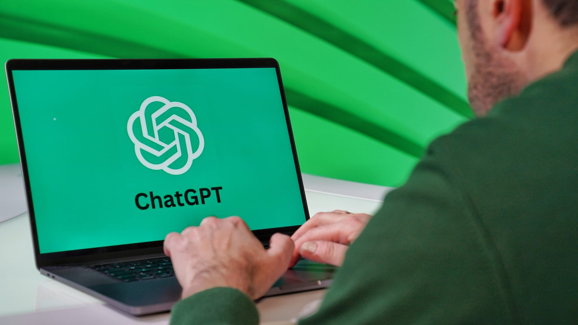ChatGPT agora é 'coach' de pequenas empresas: o que muda no trabalho?