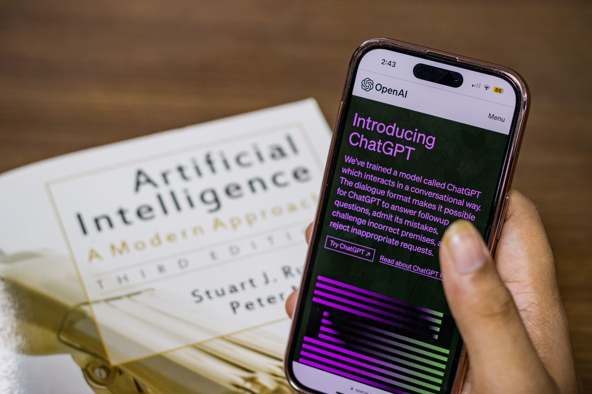 Como a OpenAI usa IA para melhorar o suporte ao cliente (e como você pode fazer o mesmo de graça)