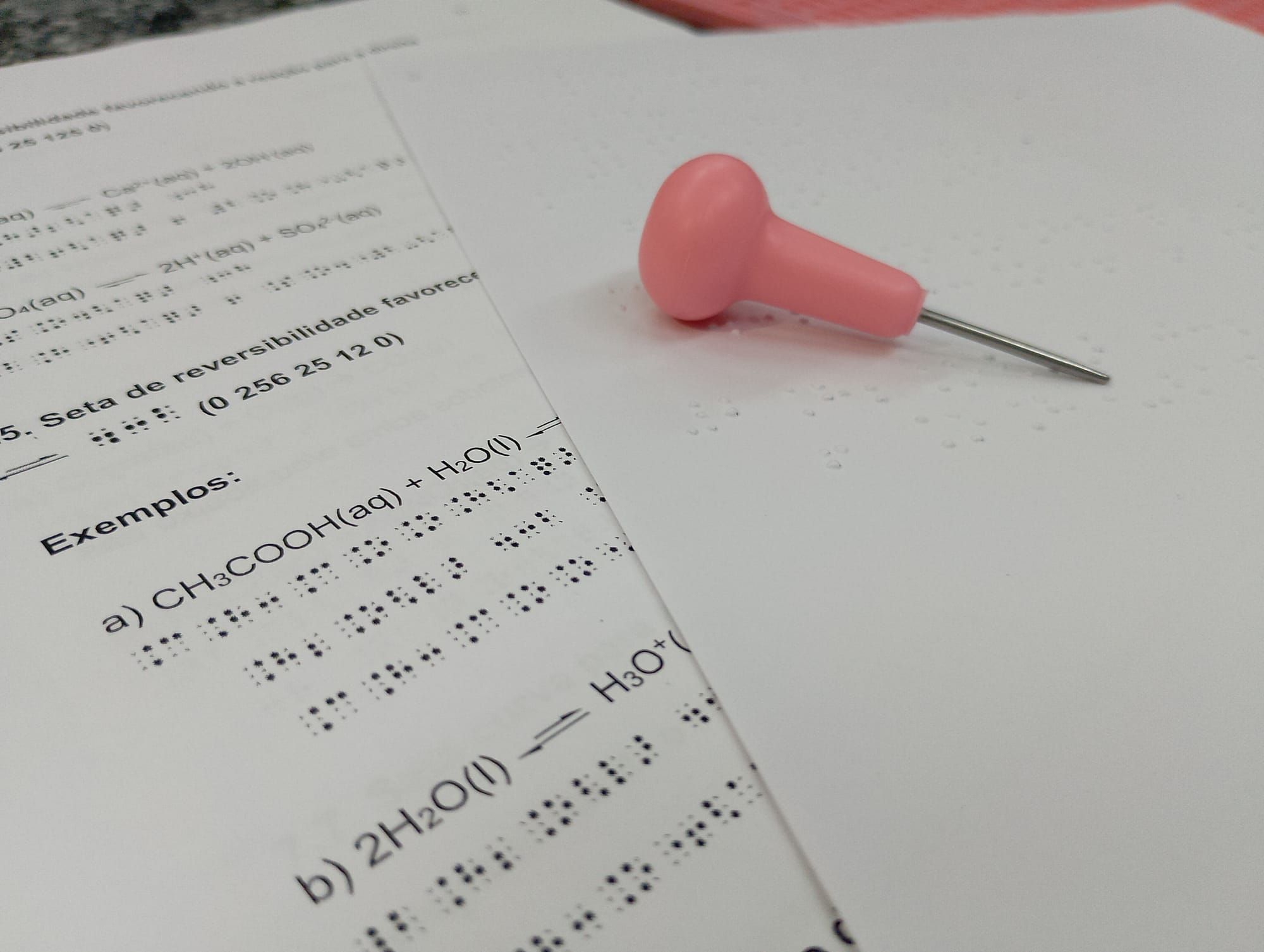 Robôs que aprendem com um só exemplo: como testar essa inovação