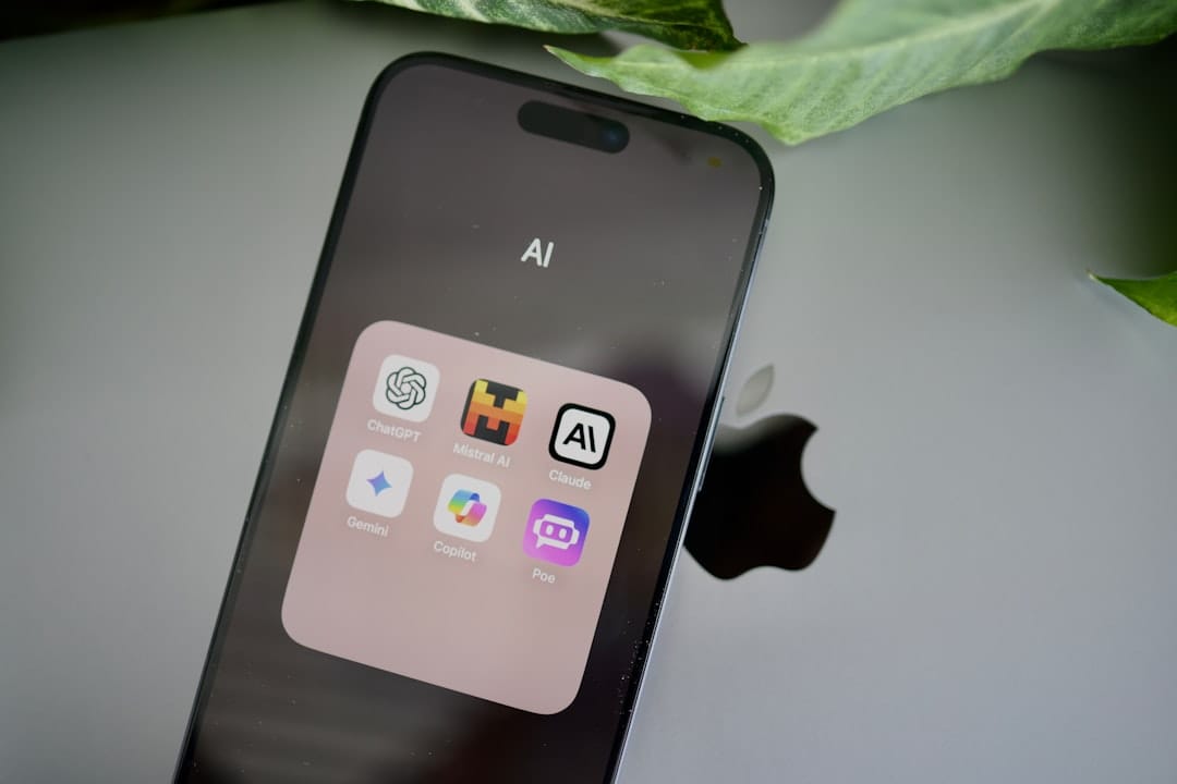Apple vs. OpenAI: a briga que virou guerra de opinião pública