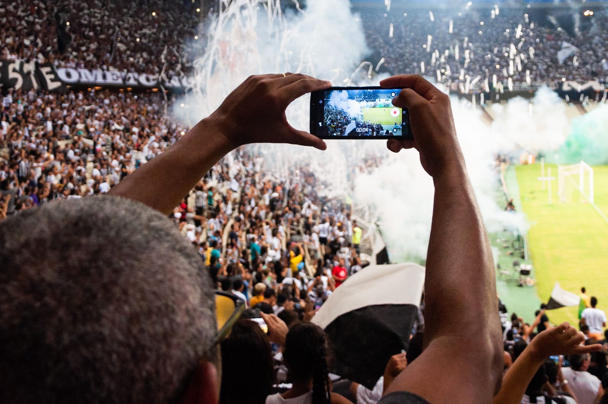 Como usar IA e celular para capturar seus momentos esportivos como um profissional