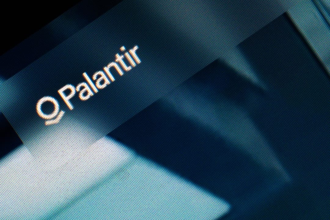 Palantir critica indústria de IA como 'marxista' – e você, pode usar ferramentas gratuitas e abertas hoje