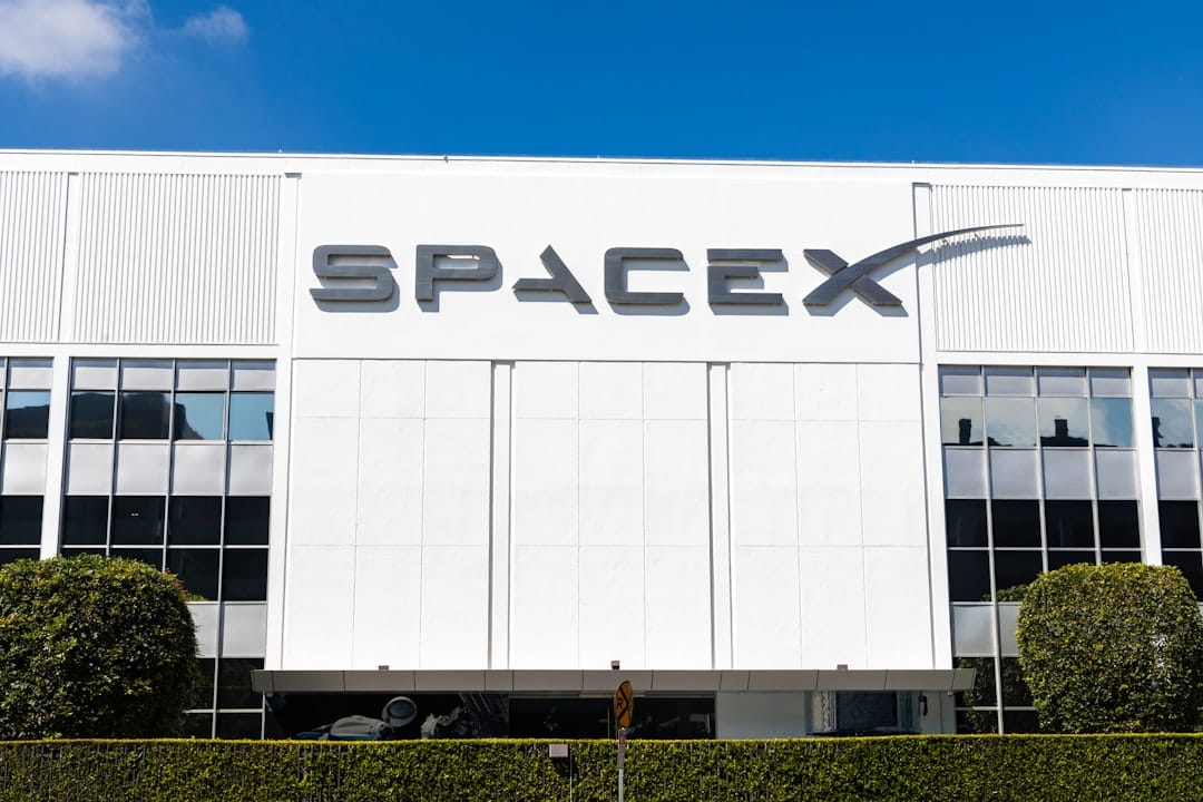SpaceX quer uma startup de IA? Entenda o rumor e teste alternativas gratuitas